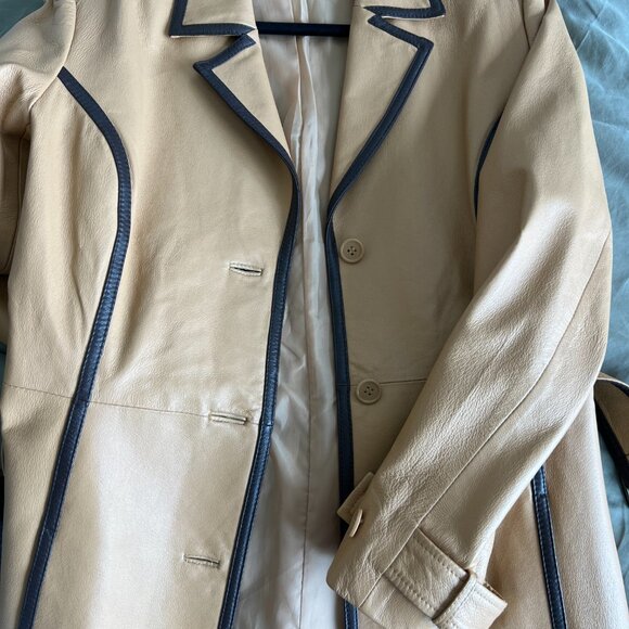 Newport News Camel Women's Genuine Leather Long Trench Coat Size M - Picture 10 of 11